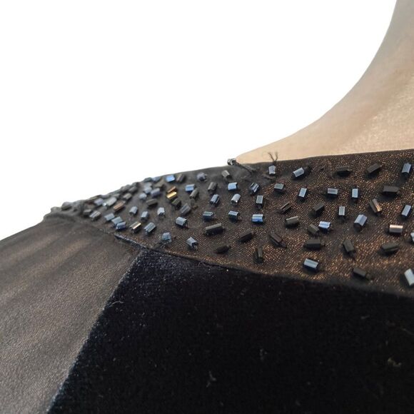 Patra Vintage Black Velvet Blouse with Beaded Neckline Size Medium - Picture 2 of 11
